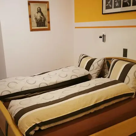 Haus Turu Apartment