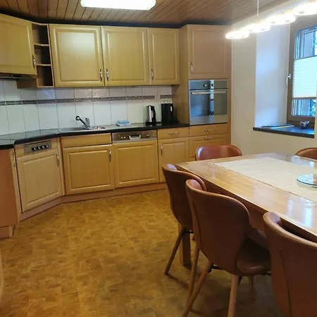 Haus Turu Apartment *